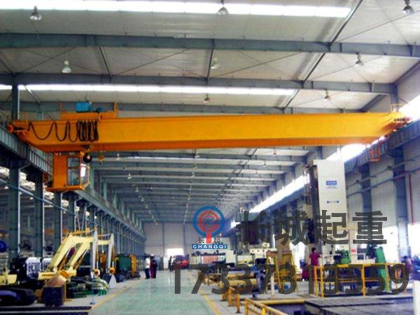 双梁桥式起重机的主梁安装全过程 双梁天车